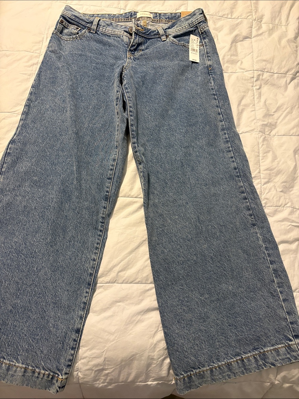 PacSun women’s low rise jeans